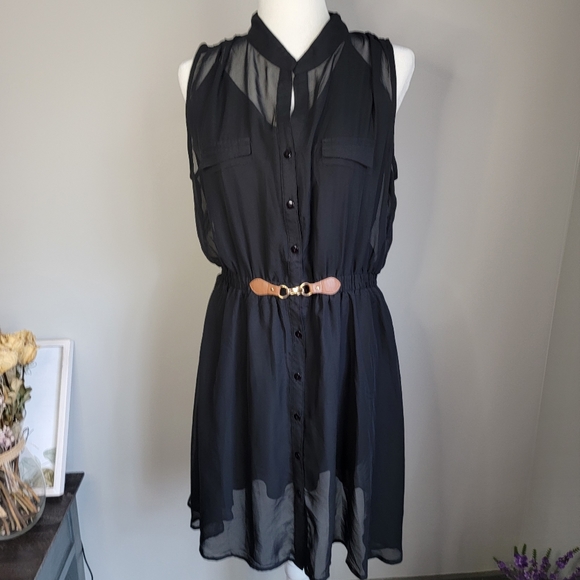 rnb Dresses & Skirts - Black Sleeveless dress with belt decor size 1x